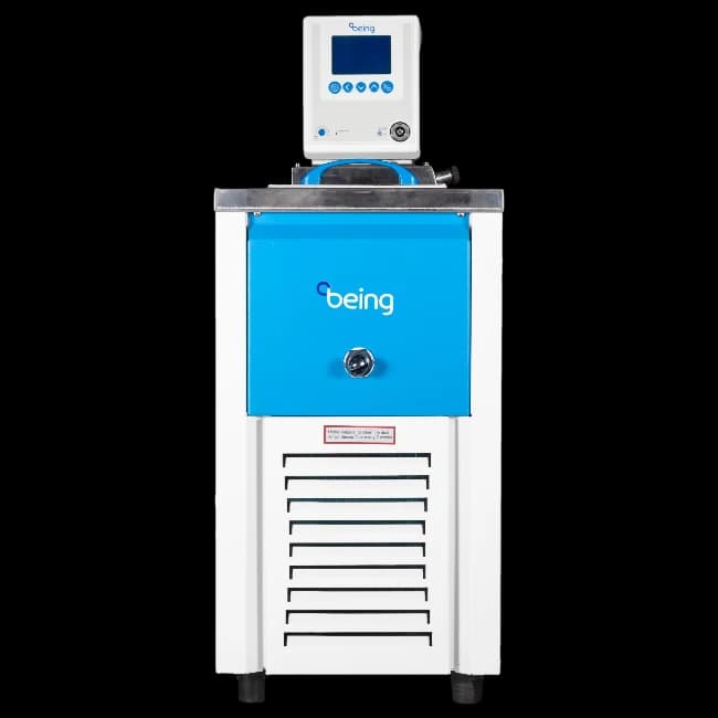 BP-5B compact circulating heating cooling bath with -40°C to 150°C temperature range, built-in circulation pump, and stainless steel chamber for laboratory temperature control and external circulation applications_ Being India